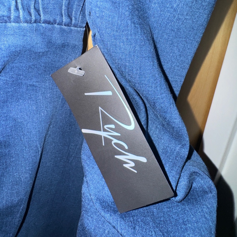 Long sleeve Denim dress with ruching details - Picture 6 of 7